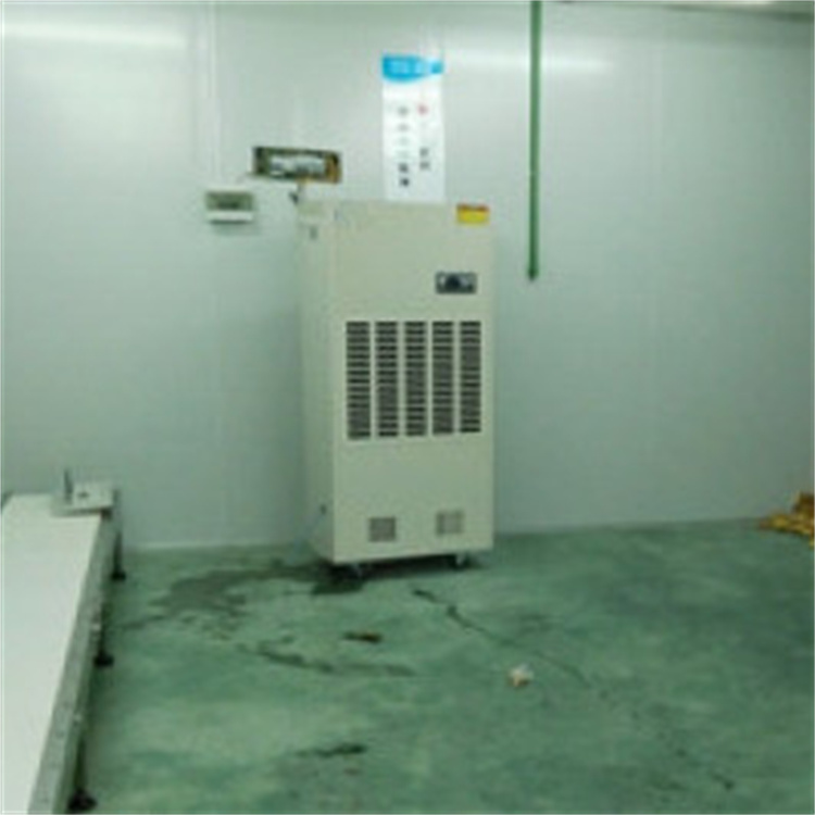 养殖场潮湿如何解？